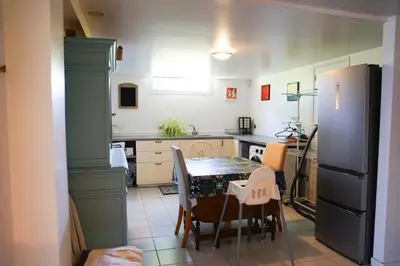 Cuisine ou kitchenette dans l'établissement Magnifique maison de famille - Entre terre et mer