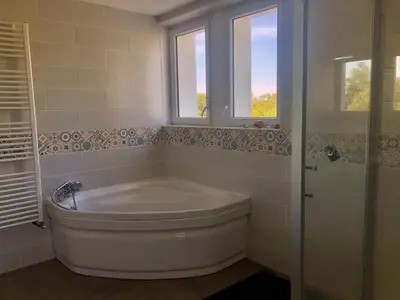 Salle de bains dans l'établissement Family home