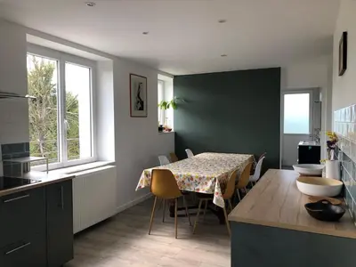 Cuisine ou kitchenette dans l'établissement Family home