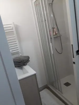 Salle de bains dans l'établissement STAYHOME BZH - Cœur Finistère