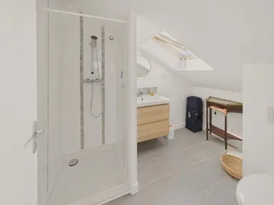 Salle de bains dans l'établissement Vue mer - maison pour 5 adultes et 2 enfants