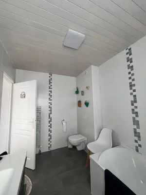 Salle de bains dans l'établissement La Ligne d'Horizon