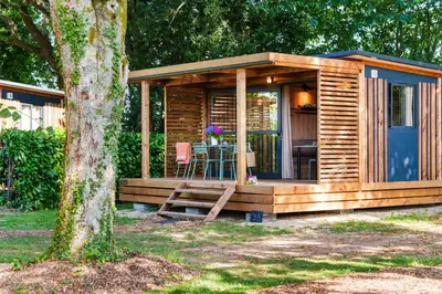 Jardin de l'établissement Camping de Lochrist