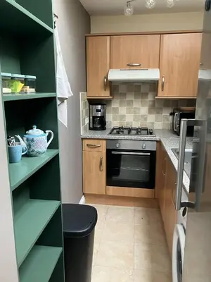 Cuisine ou kitchenette dans l'établissement Charmante petite maison de campagne