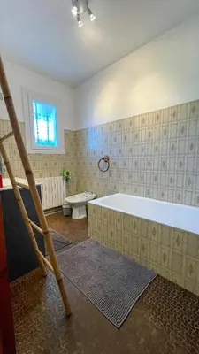 Salle de bains dans l'établissement Ty Roche - vue mer - WiFi