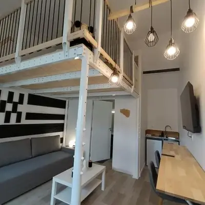 Mezzanine Clarette