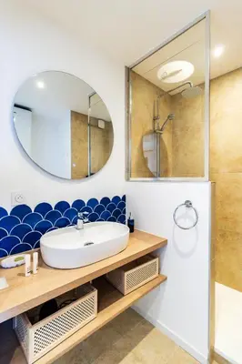 Salle de bains dans l'établissement Flots Bleus - Cozy Studio - White Sand Beach