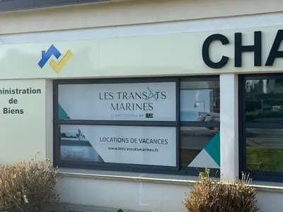 Certificat, récompense, panneau ou autre document affiché dans l'établissement T2 rénové à 100m de la plage avec balcon et parking privé - FR-1-481-181