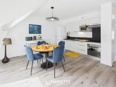 Cuisine ou kitchenette dans l'établissement -KEY WEST- Beau T3 avec acces a la plage