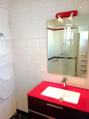 Salle de bains dans l'établissement Saint Gué