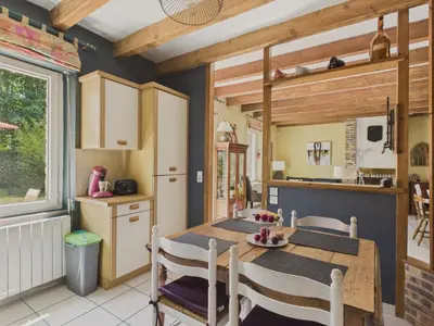 Cuisine ou kitchenette dans l'établissement Grand jardin et terrasse - 6 adultes, 2 enfants