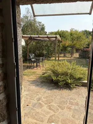 Jardin de l'établissement Gîtes du phénix