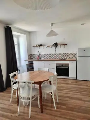 Cuisine ou kitchenette dans l'établissement Appartement 1 chambre Centre Ville