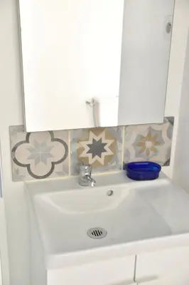 Salle de bains dans l'établissement petit studio, Tout équipé, canapé lit