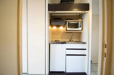 Cuisine ou kitchenette dans l'établissement Le Petit Bleu I Magnifique vue mer & Plage à 50m