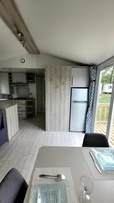 Cuisine ou kitchenette dans l'établissement MH GRAND CONFORT 40 m2 3CH 2 SDB 2 TOILETTES