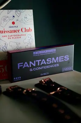 Certificat, récompense, panneau ou autre document affiché dans l'établissement LoveRoom La Petite Suite avec SPA