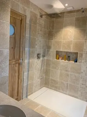 Salle de bains dans l'établissement VILLA de Standing, 10 personnes, Piscine, Spa à 200m des plages