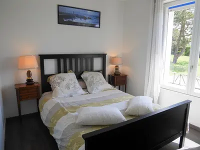 Un ou plusieurs lits dans un hébergement de l'établissement Holiday Home in Brittany with Sea View