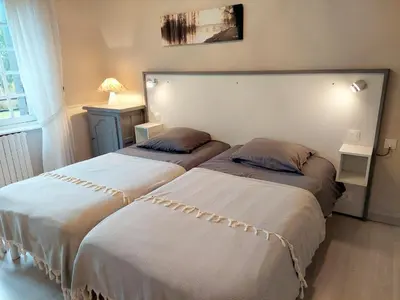 Un ou plusieurs lits dans un hébergement de l'établissement House in Brittany near Sandy Beaches