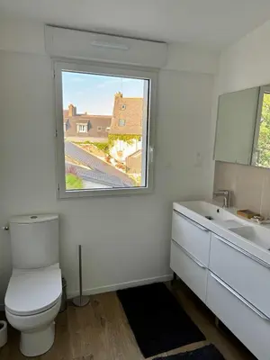 Salle de bains dans l'établissement Duplex en plein coeur de Landerneau