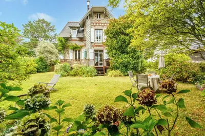 Jardin de l'établissement Ker Gaïdic - Proche Plage