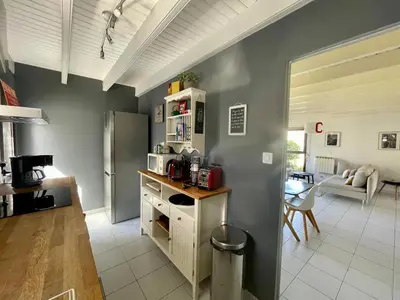 Un ou plusieurs lits dans un hébergement de l'établissement L'Abri du Rouget, 5 minutes à pied de la plage du Trez-hir, vacances en famille