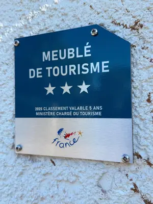Certificat, récompense, panneau ou autre document affiché dans l'établissement Maison à 50m de la plage et du sentier côtier GR34 au Cabellou