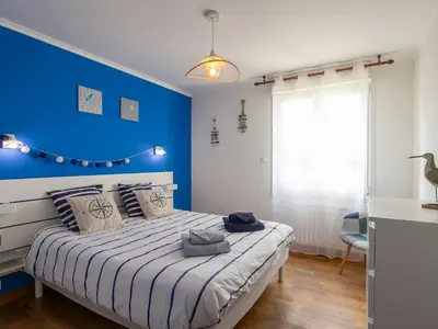 Un ou plusieurs lits dans un hébergement de l'établissement Holiday Home Entre Terre et Mer by Interhome