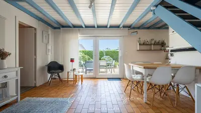 Coin salon dans l'établissement CAP-COZ Breton house 6 p FOUESNANT 100 m de la plage