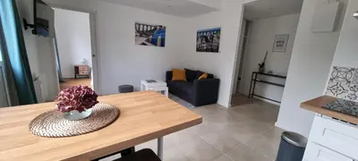Cuisine ou kitchenette dans l'établissement Appartement lumineux -terrasse au cœur de Morlaix