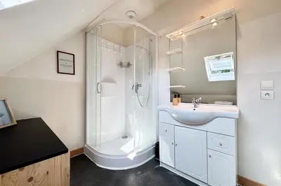 Salle de bains dans l'établissement Havre de paix en Bretagne - Maison de charme