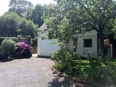 Jardin de l'établissement Maison indépendante avec vue sur mer en Baie de Morlaix et proche du GR34
