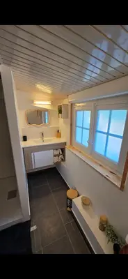 Cuisine ou kitchenette dans l'établissement Chez la Rose