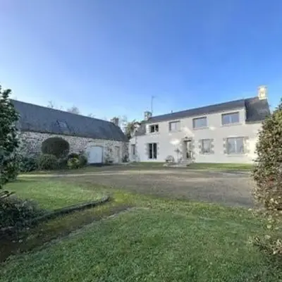 La Casa de Natina Family Home