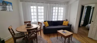 Coin salon dans l'établissement Logement spacieux et lumineux à Morlaix