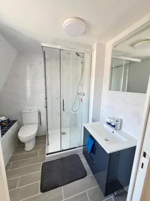 Salle de bains dans l'établissement Ty Glas des Abers