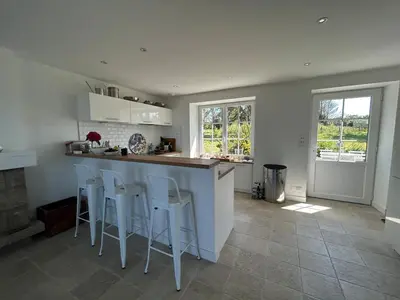 Cuisine ou kitchenette dans l'établissement Magic location on the sea in Brittany