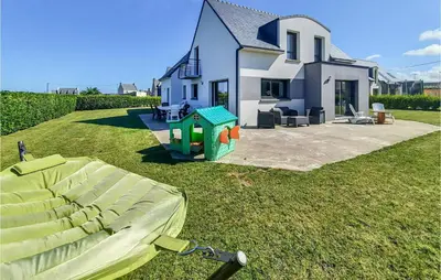 Jardin de l'établissement Holiday Home Lilia Plouguerneau With Sea View 02