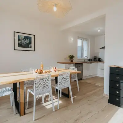 Holiday home just 350 m from the long sandy beach
