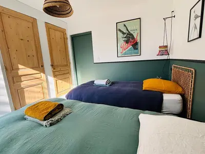 Un ou plusieurs lits dans un hébergement de l'établissement 6-person villa with pool