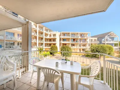 Balcon ou terrasse dans l'établissement D de Bertheaume N104 2P6