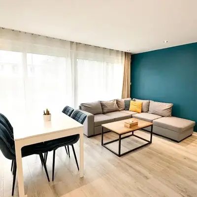 Appartement lumineux avec balcon Parking privé