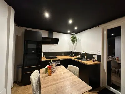 Cuisine ou kitchenette dans l'établissement Premium suite with jacuzzi 4 étoiles