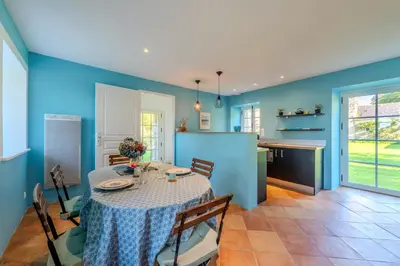 Cuisine ou kitchenette dans l'établissement Kergus - A 15 min de Morlaix
