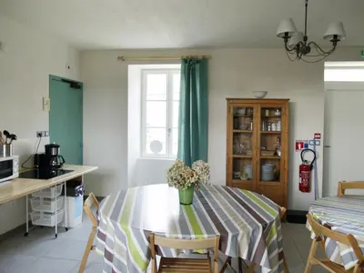 Cuisine ou kitchenette dans l'établissement Gîte Les Pingouins de l'Aber