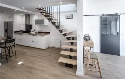 Cuisine ou kitchenette dans l'établissement Amazing Home In Cléder With Wifi