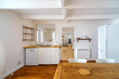 Cuisine ou kitchenette dans l'établissement Ty Beg-Hir - 10min à pied du Port