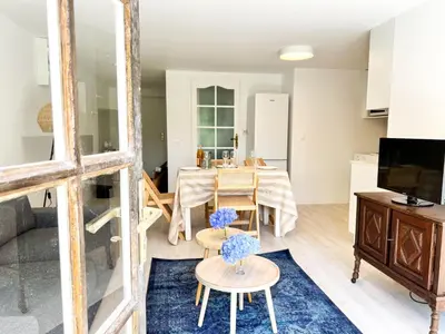 Cuisine ou kitchenette dans l'établissement Dreamy holiday home with garden