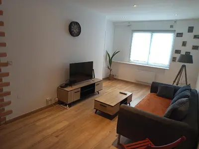 Télévision ou salle de divertissement dans l'établissement Escale a Brest